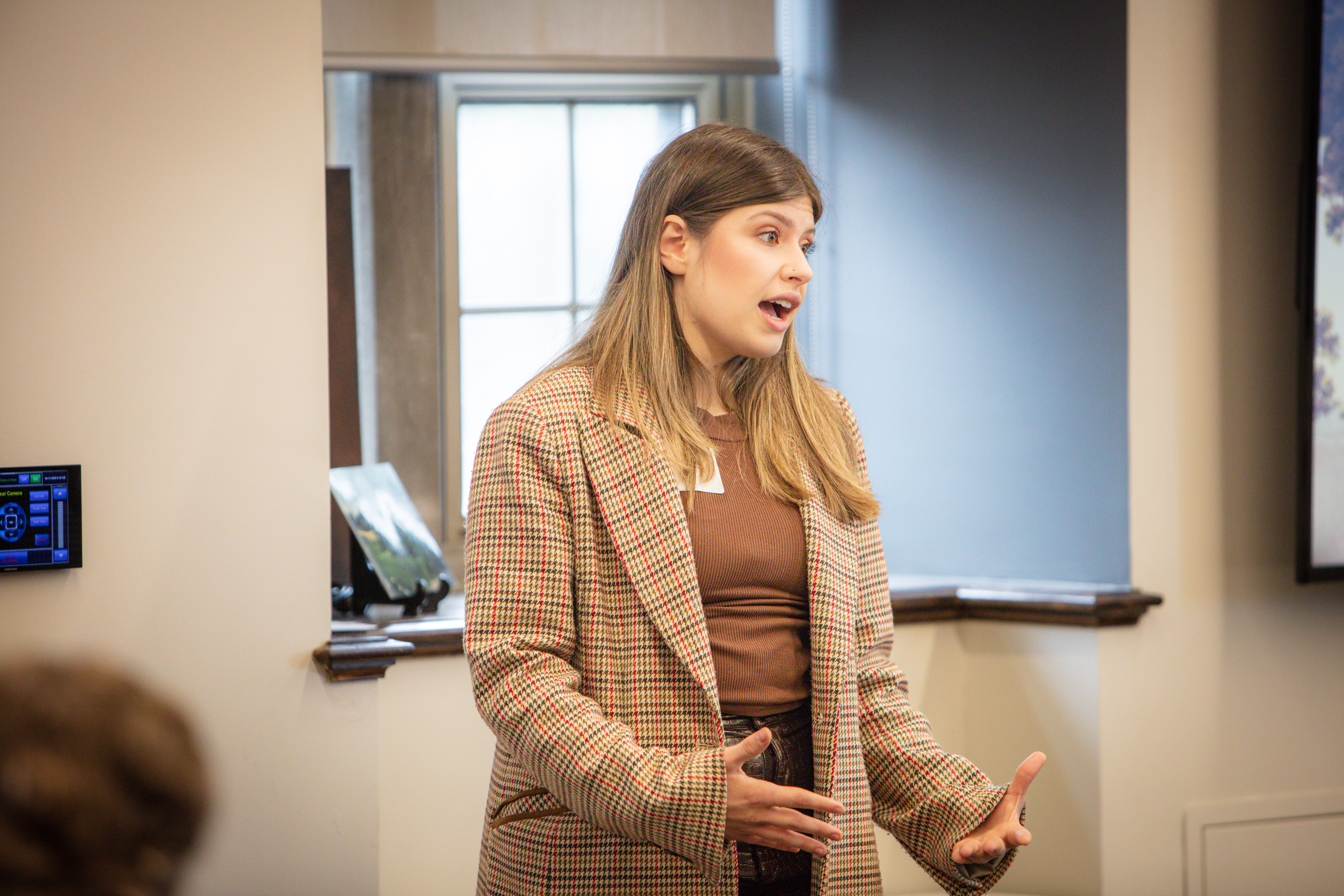 Sofia Mayer Piriz, MA candidate, College of Arts, presenting at the Three-Minute Thesis College Heat at the University of Guelph on April 11, 2025